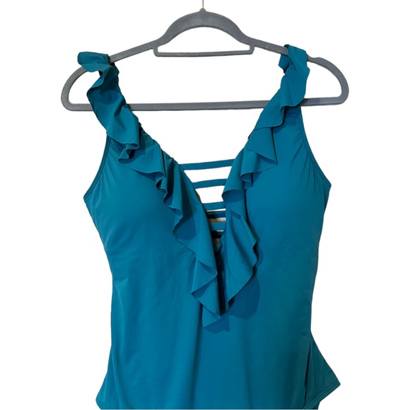 Bleu Rod Beattie Lace Down One Piece Swimsuit in Oceanside (12) - Picture 4 of 8